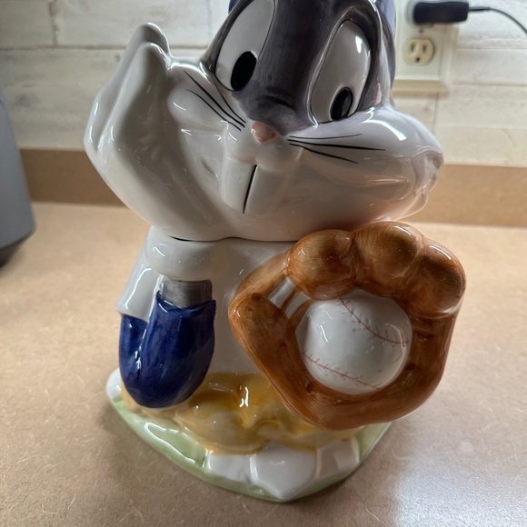 VINTAGE, 1993, WARNER BROTHERS, LOONEY TUNES, BUGS BUNNY, BASEBALL, COOKIE JAR. - Picture 13 of 15